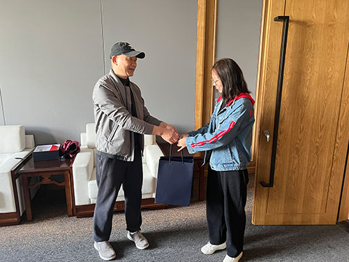 极速电竞集团开展“三八”女神节系列活动(图8)