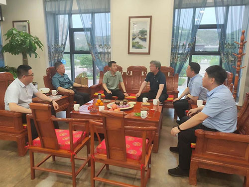 上海极速电竞集团总经理张世洪一行赴山西企业走访座谈(图4)